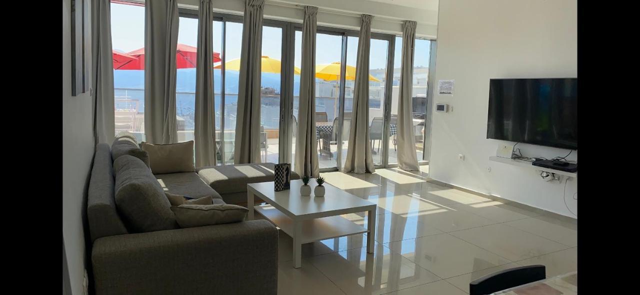 Stunning Penthouse With Sea Views And Private Heated Pool Apartment Eilat Bagian luar foto