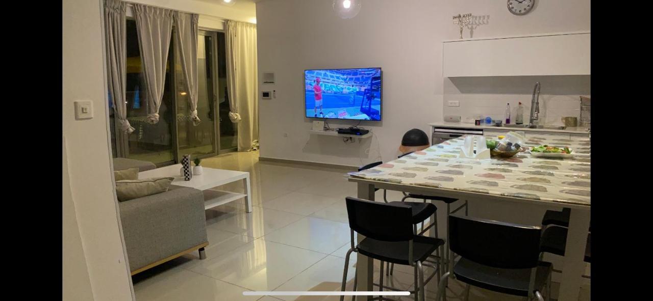 Stunning Penthouse With Sea Views And Private Heated Pool Apartment Eilat Bagian luar foto
